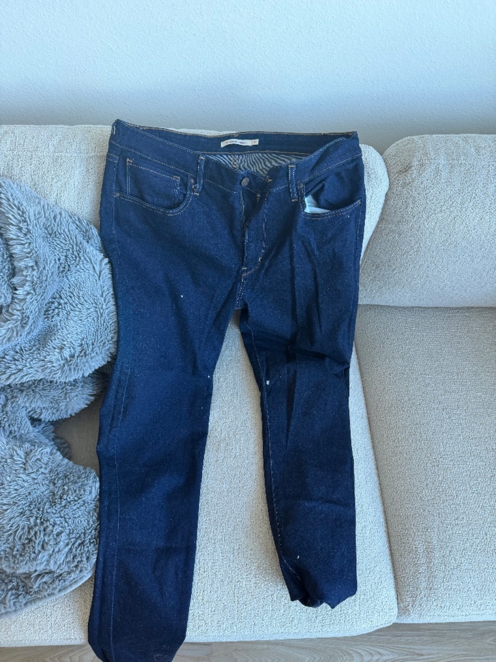 Levi high rise skinny 721
